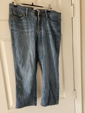 VTG Lee Light Blue Denim Jeans Capris Sz 10M